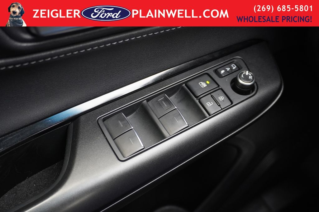 2022 TOYOTA VENZA - Image 29