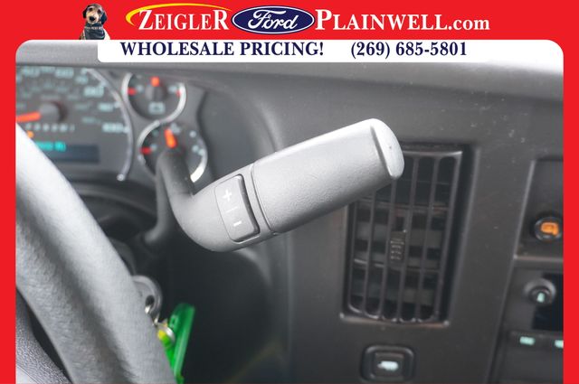 2024 GMC SAVANA - Image 16