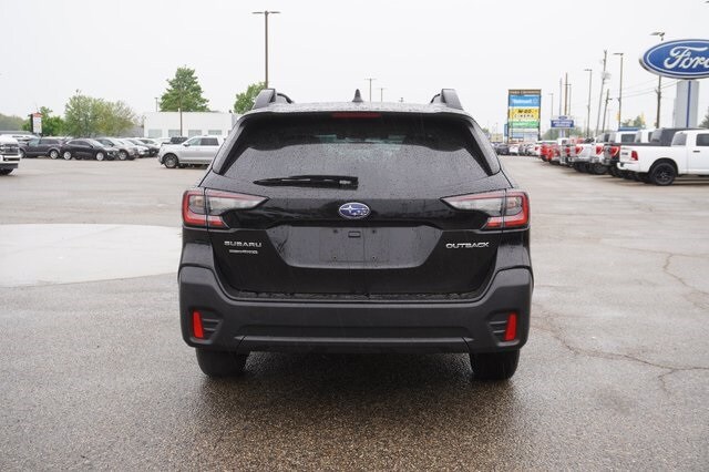 2022 Subaru Outback Premium photo 4