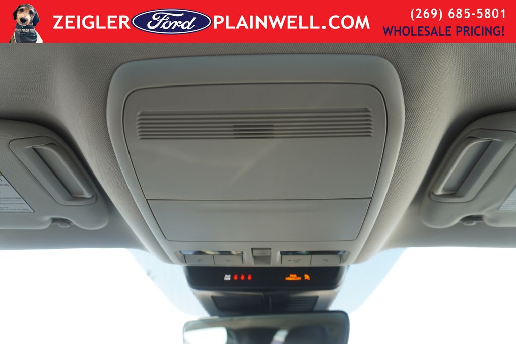 2025 MAZDA CX-50 - Image 33