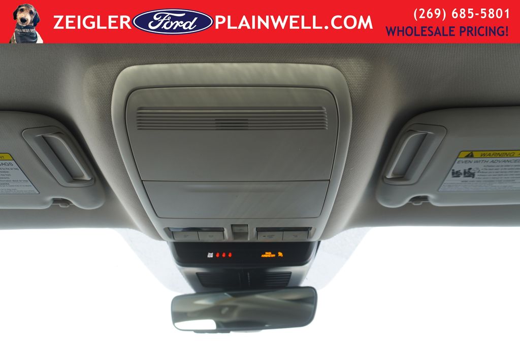 2025 MAZDA CX-50 - Image 32