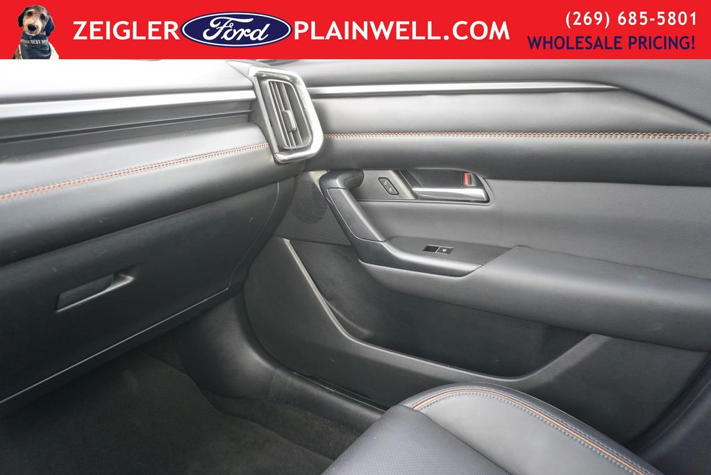 2025 MAZDA CX-50 - Image 33