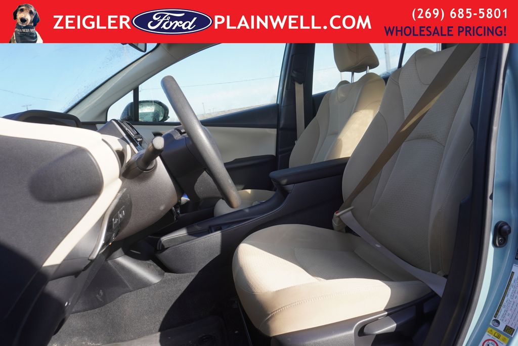 2019 TOYOTA PRIUS - Image 17