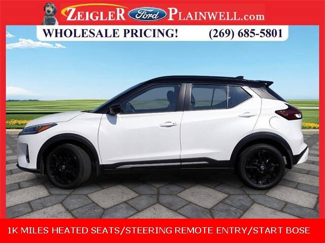 2024 Nissan Kicks SR photo 2