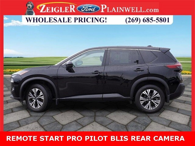 2023 Nissan Rogue SV photo 2