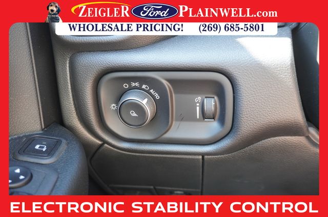 2024 RAM 3500 - Image 23