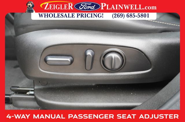 2021 GMC ACADIA - Image 21