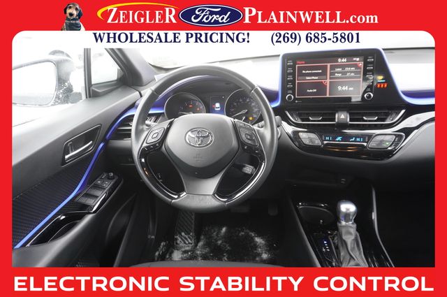 2022 TOYOTA C-HR - Image 10