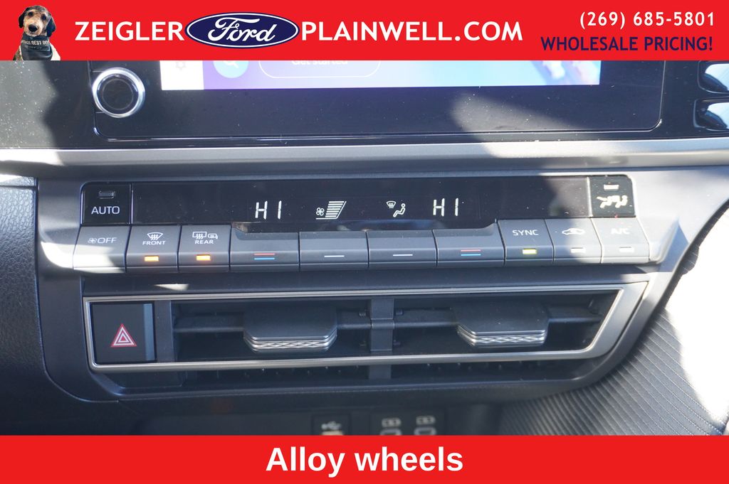 2025 TOYOTA CAMRY - Image 20