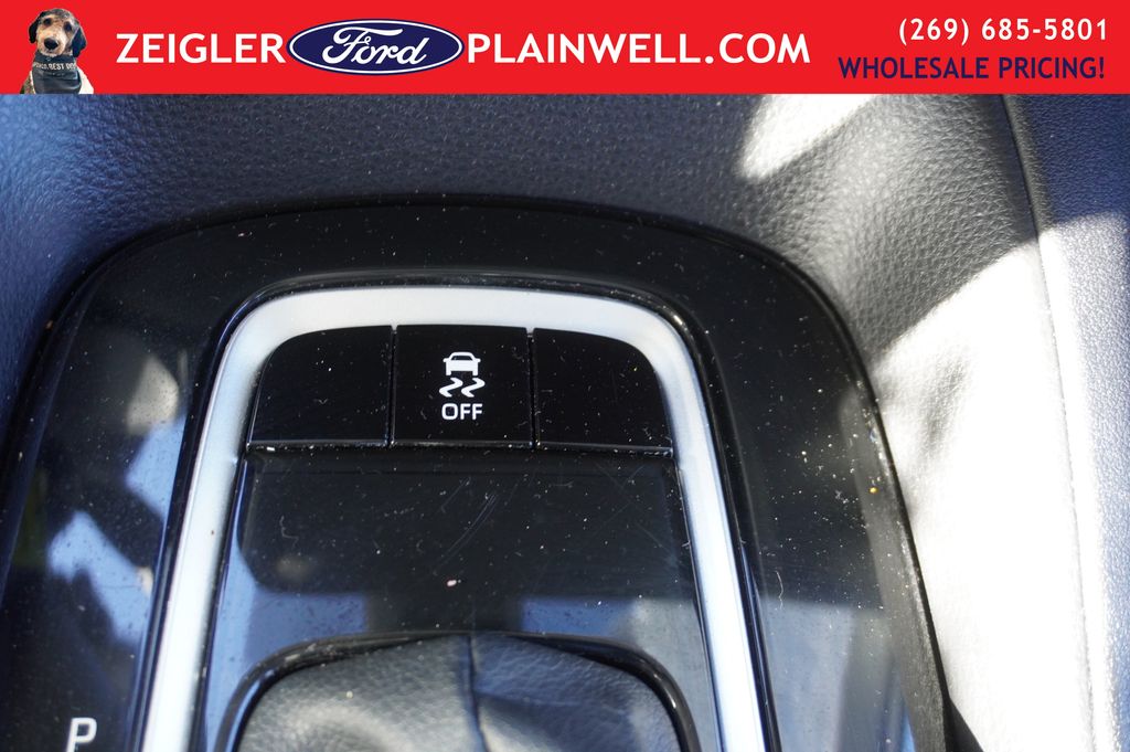 2025 TOYOTA COROLLA - Image 21