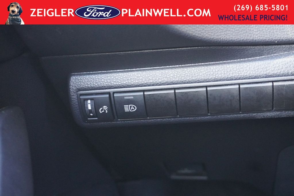 2025 TOYOTA COROLLA - Image 27