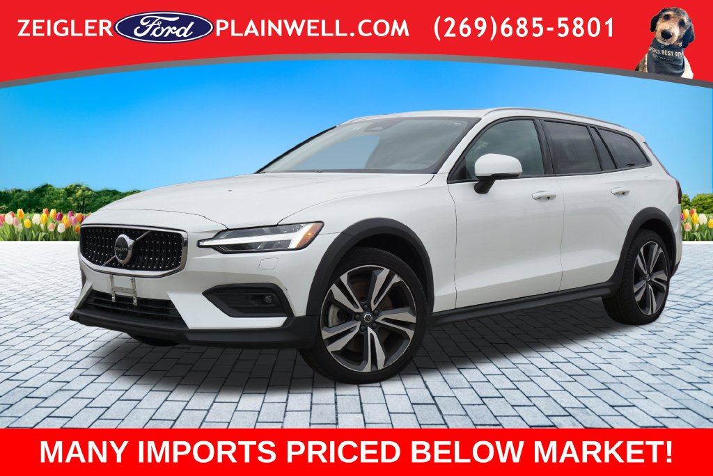 2025 Volvo V60 Cross Country Plus