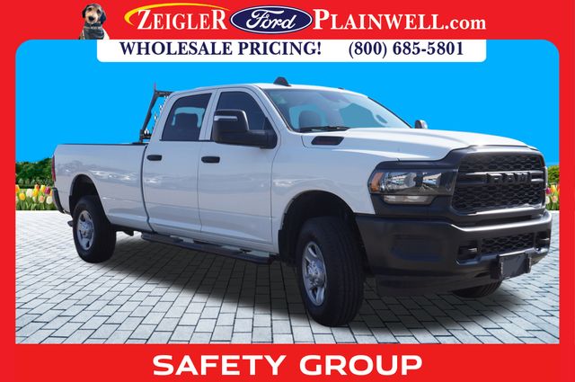 2024 Ram 3500 Tradesman photo 4