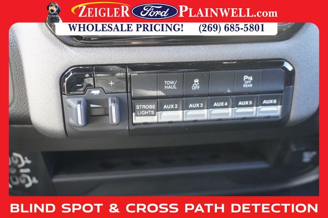 2024 RAM 3500 - Image 17