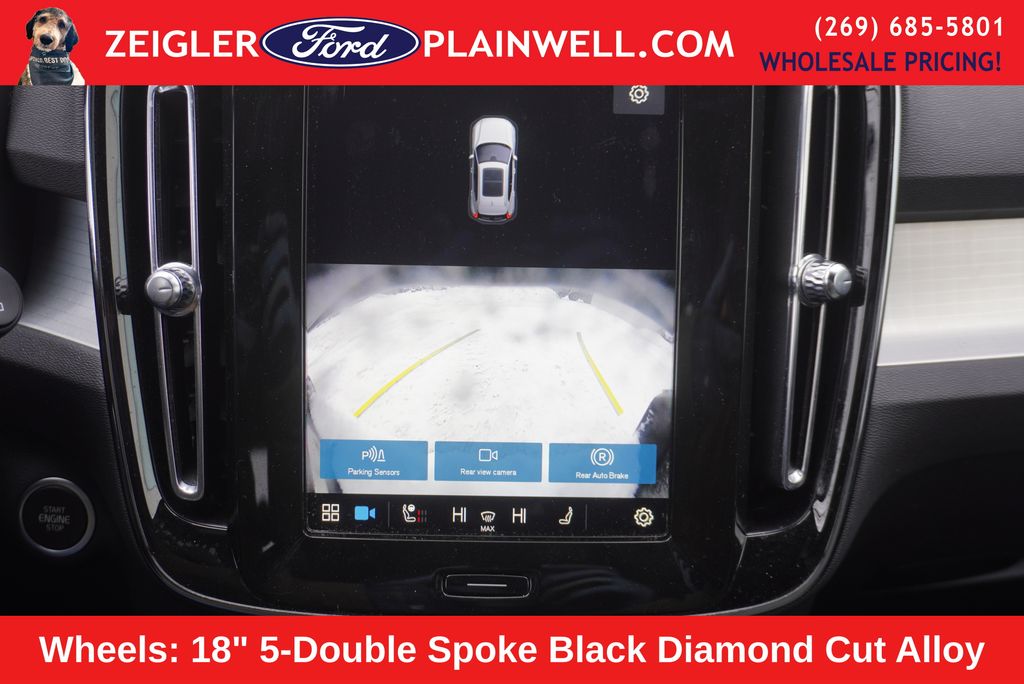 2024 VOLVO XC40 - Image 20