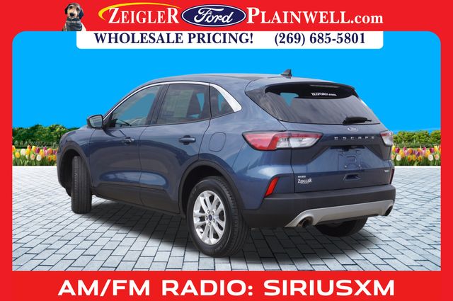 2020 Ford Escape SE photo 3
