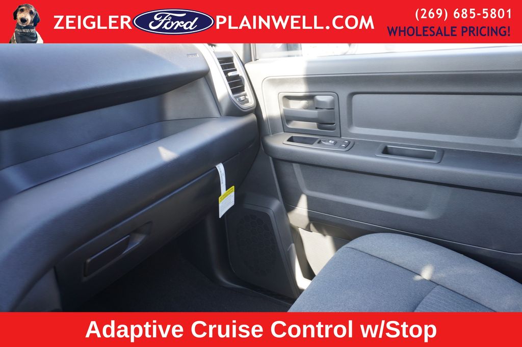 2024 RAM 3500 - Image 26