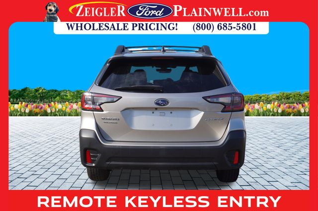 2020 Subaru Outback Premium photo 4