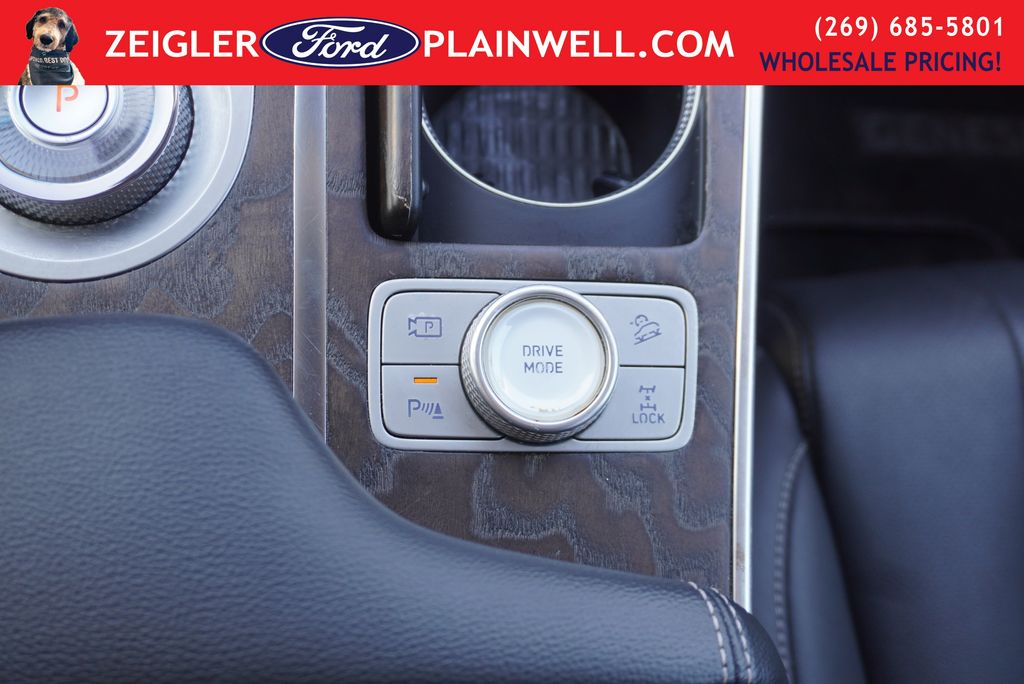 2024 GENESIS GV80 - Image 25