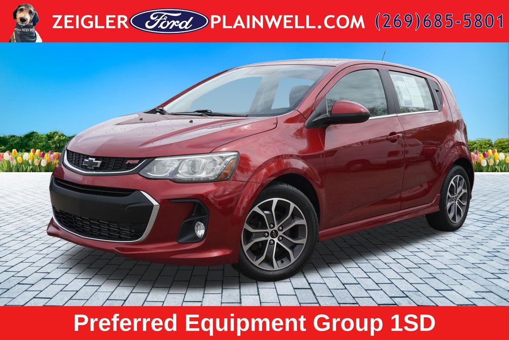 2020 Chevrolet Sonic LT w/1SD