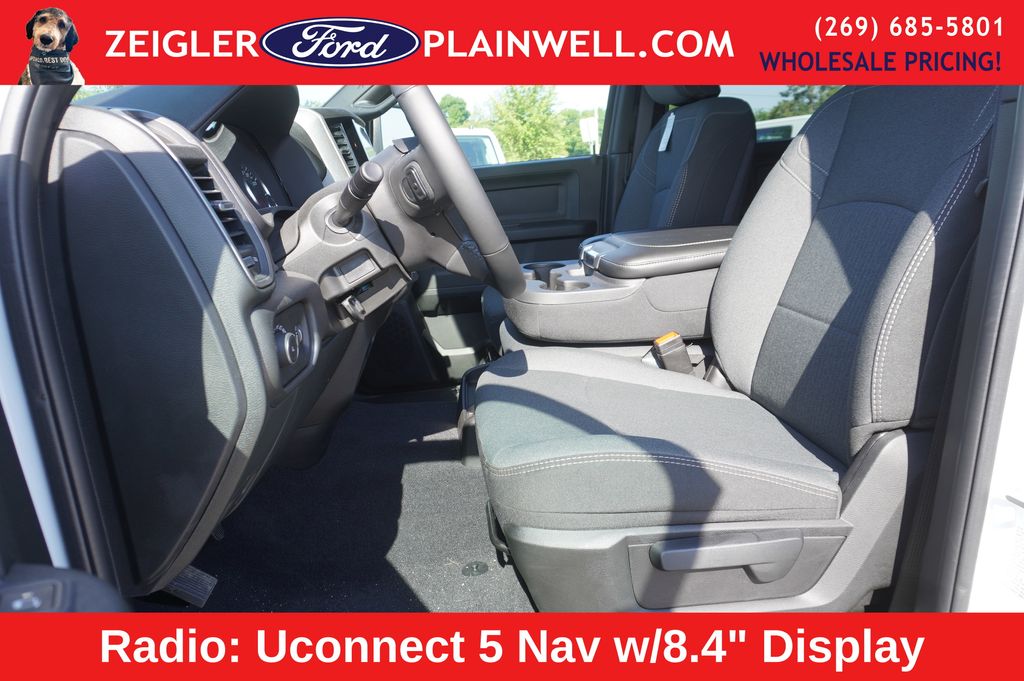 2024 RAM 3500 - Image 13