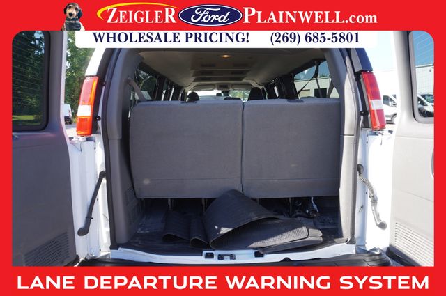 2023 GMC SAVANA - Image 10