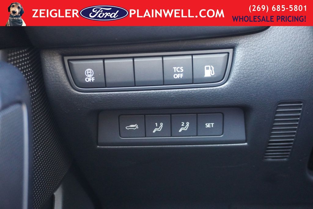 2025 MAZDA CX-50 - Image 31