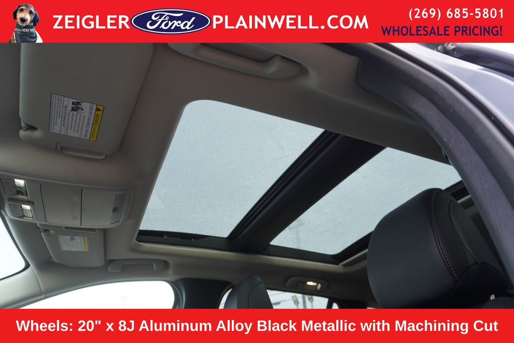 2025 MAZDA CX-50 - Image 19