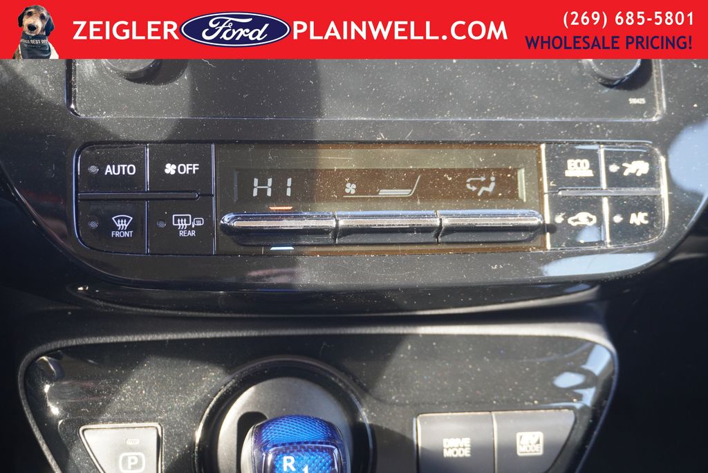 2019 TOYOTA PRIUS - Image 19