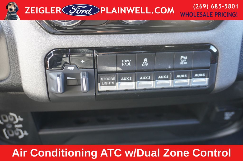 2024 RAM 3500 - Image 17