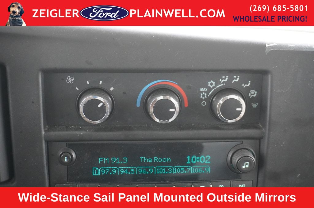 2015 CHEVROLET EXPRESS - Image 10