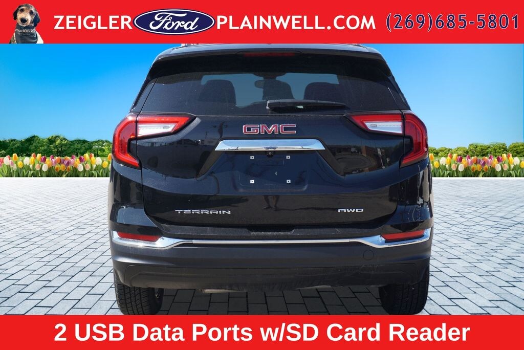 Used 2024 GMC Terrain SLT SUV