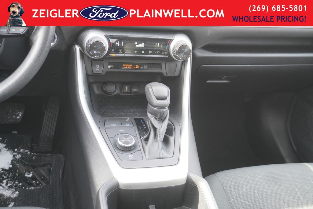 2022 TOYOTA RAV4 - Image 17