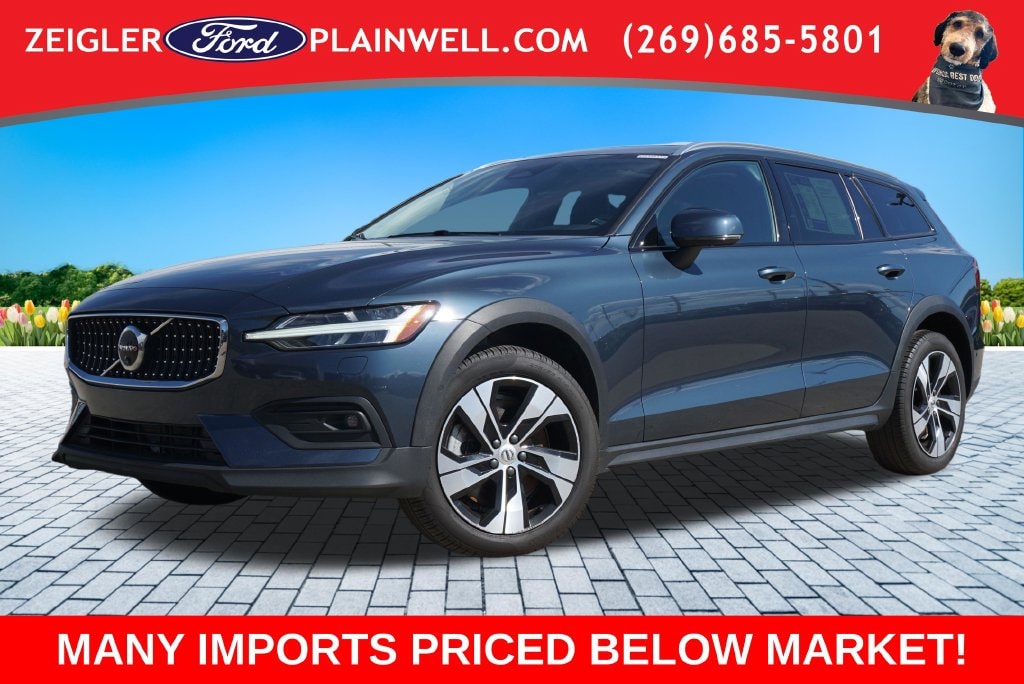 2024 Volvo V60 Cross Country Plus