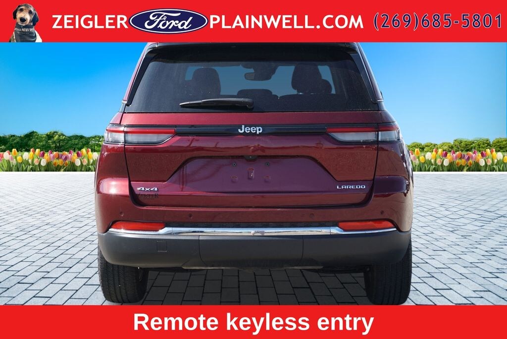 Used 2023 Jeep Grand Cherokee Laredo SUV