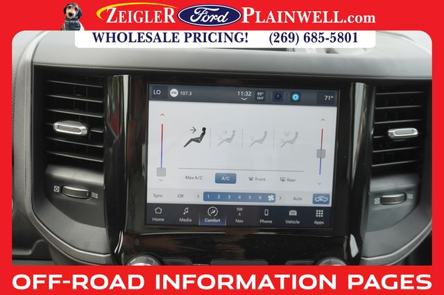 2023 RAM 3500 - Image 18