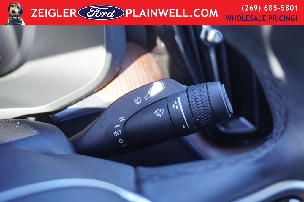 2023 VOLVO XC60 - Image 27