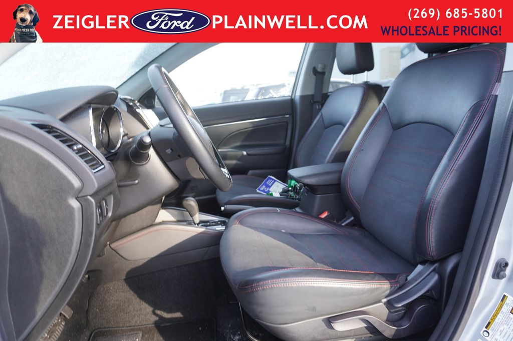 2024 MITSUBISHI OUTLANDER SPORT - Image 12