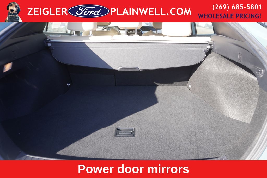 2019 TOYOTA PRIUS - Image 10