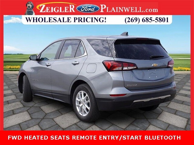 2023 Chevrolet Equinox LT photo 3