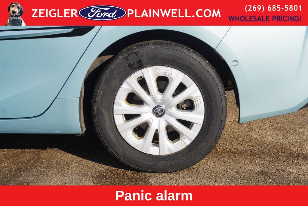 2019 TOYOTA PRIUS - Image 9