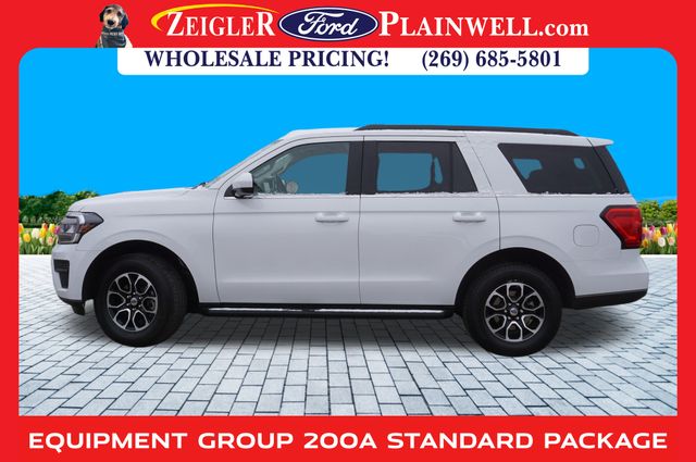 2024 Ford Expedition XLT photo 2