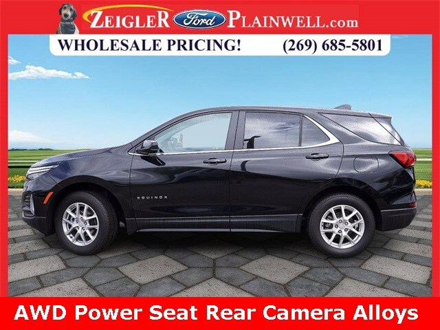2023 Chevrolet Equinox LT photo 2