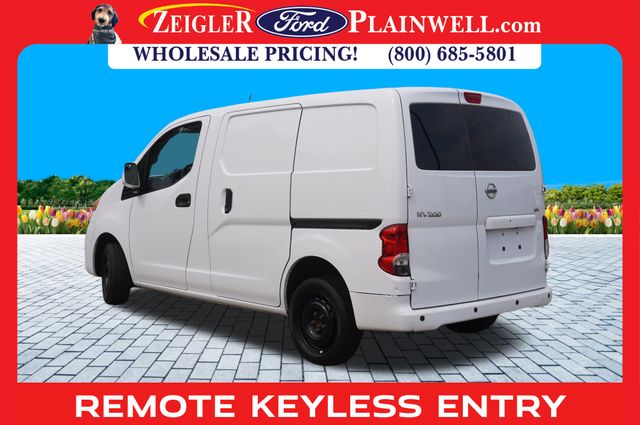 2020 Nissan NV200 SV photo 3