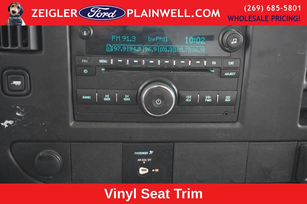 2016 CHEVROLET EXPRESS - Image 11