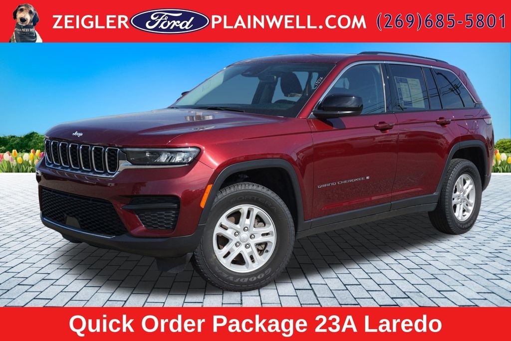 Used 2023 Jeep Grand Cherokee Laredo SUV