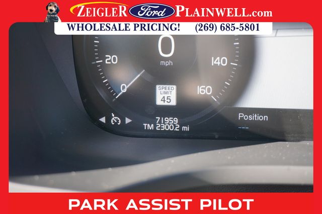 2018 VOLVO XC60 - Image 29