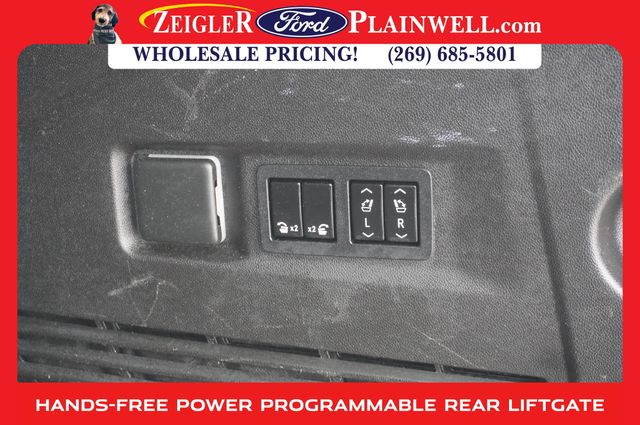 2021 GMC YUKON - Image 12