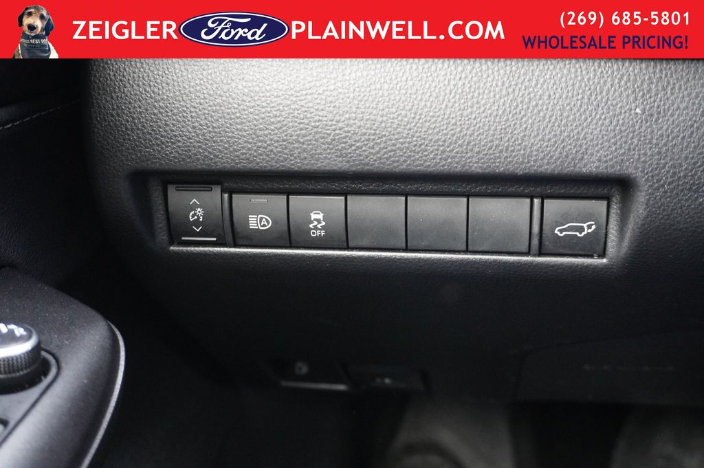 2022 TOYOTA VENZA - Image 28