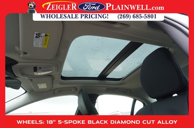 2023 VOLVO S60 - Image 17